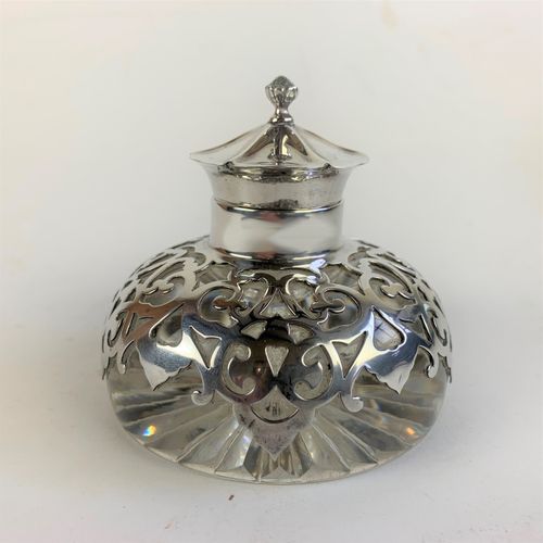 Inkwell with silver top and silver overlay