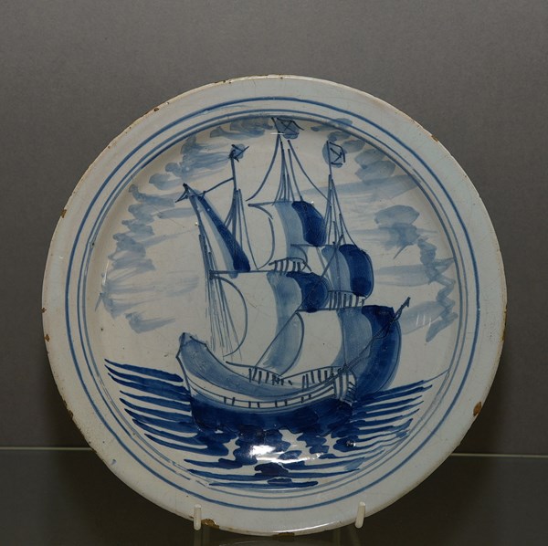 London Pottery Plate