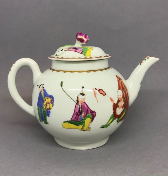 Worcester Teapot and Cover