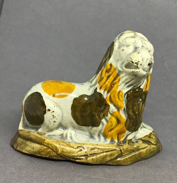 Prattware Pottery model of a Lion