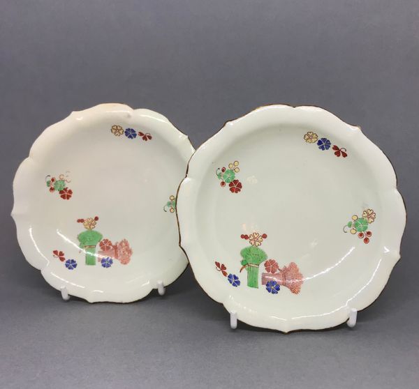 Chantilly Petal Shaped Dishes