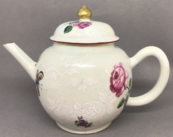 Chinese Export Teapot and Cover