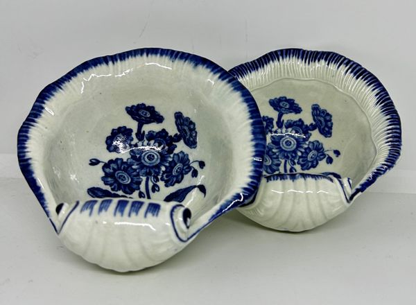 Pair of Worcester Shell Sweetmeat Dishes