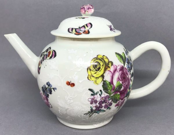 Chinese Export Teapot and Cover