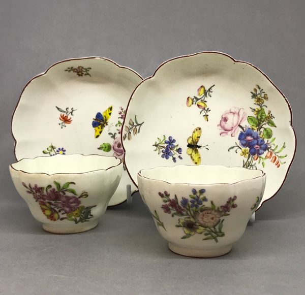 Pair of Chelsea Tea Bowls and Saucer